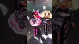 'LOL SURPRISE OMG DOLLS! METAL CHICK AND FAME QUEEN FROM THE LOL SURPRISE OMG REMIX COLLECTION'