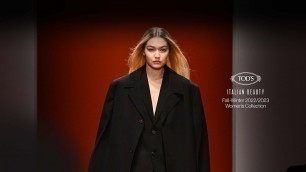 'Italian Beauty - Tod\'s Fall-Winter 22/23 Women\'s Fashion Show'