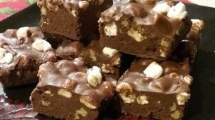 'How To Make Fudge/ Old Fashioned Rocky Road'