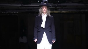'COMME des GARÇONS Homme Plus Men\'s Fall/Winter 2022-2023 Fashion Show'