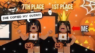 'COPYING PEOPLE\'S OUTFITS IN FASHION FAMOUS! *I GOT 1ST PLACE* | Roblox Fashion Famous'