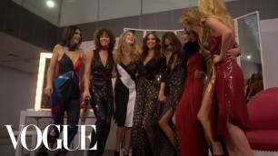'Diane von Furstenberg Fall 2016 Ready-to-Wear | New York Fashion Week'