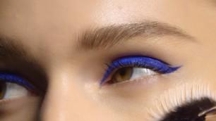 'SS16 Fashion Week Looks: Bright Blue Liner and Matte Red Lips from Yazbukey | MAC Cosmetics'
