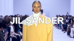 'Jil Sander Spring-Summer 2022 Women\'s Fashion Show'