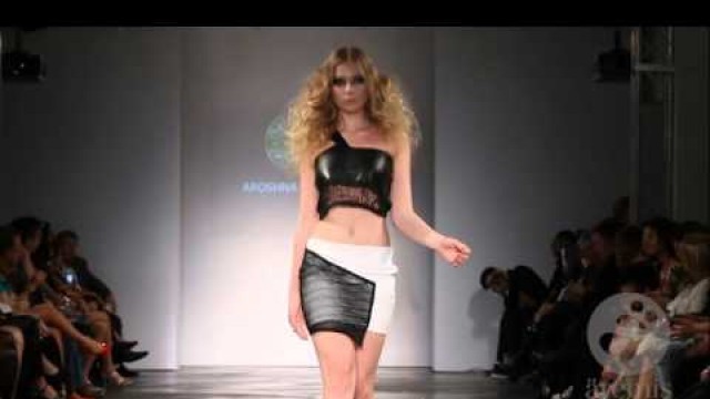 'Aroshna Makanojia on the runway at Style Fashion Week LA SS16'