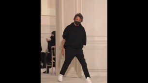 'Valentino haute couture 2022, Paris fashion show moments'