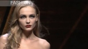 'VALENTINO Fall 2007 Paris - Fashion Channel'