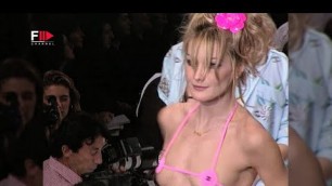'Vintage in Pills CHANEL Spring 1996 - Fashion Channel'