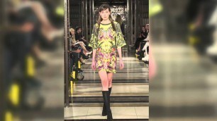 'Pakistani Designers at London Fashion Week Urdu'
