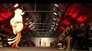'Gareth Pugh SS16 Collection from London Fashion Week 2015'