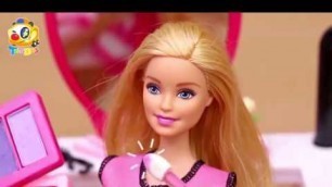'Barbies Fashion Show Barbie Makeup Kids Toys Story'