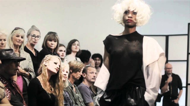 'Fashion Week Live - Ivan Grundahl SS12'