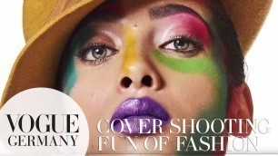 'Hinter den Kulissen unseres \"Fun of Fashion\" Cover-Shootings I VOGUE Behind the Scenes'