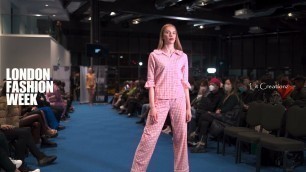 'London Fashion Week by Fashion show live Designer Megans Choix Model 1'