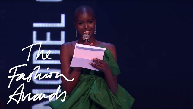 'Adut Akech wins Model of The Year | The Fashion Awards 2019'