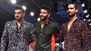 'Lakme Fashion Week 2015: Shahid Kapoor & Arjun Kapoor\'s Hot New Look'