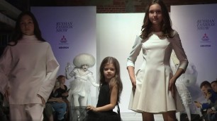 'RUSSIAN FASHION SHOW 2020 Модная коллекция LaVaKi'