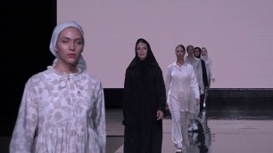 'Alsu GILMI Runway Show - Modest Fashion Day 2021 - Russian Fashion Council | DNMAG'