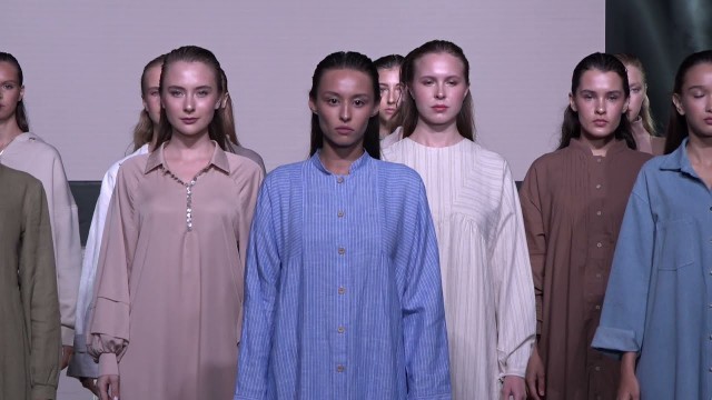 'Su.Su Runway Show - Modest Fashion Day 2021 - Russian Fashion Council | DNMAG'
