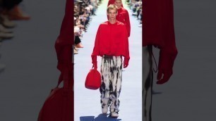 'LOUIS VUITTON SPRING 19 #louisvuitton #kidcudi #lv #fashion #style #model #shorts #designer #virgil'