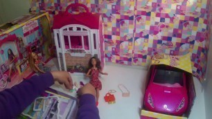 'Barbie and accessories box opening'