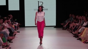 'Promo Video Lucasta Rogers British Fashion Designer Estilo Costa Rica'