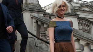 'Street Style Highlights | London Fashion Week  A/W 2017'