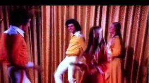 'Brady Bunch singing and dancing 1970\'s fashion better than Gangnam Style and Harlem Shake'