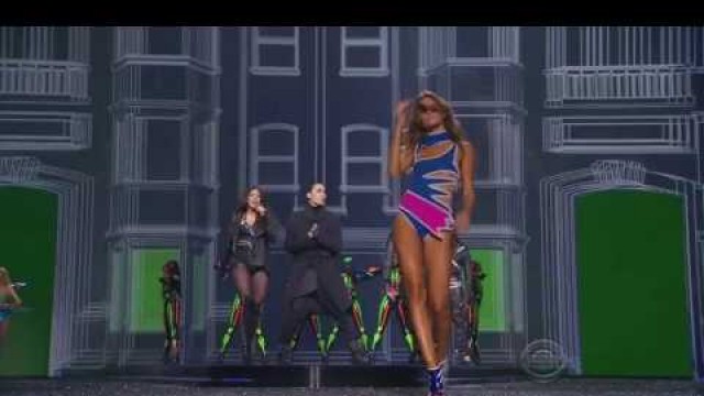 'The Black Eyed Peas | Boom Boom Pow | Victoria\'s Secret - Fashion Show 2009 Live'