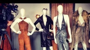 'See Jennifer Lawrence\'s Sexy \'70s Costumes in American Hustle | Fashion Flash'