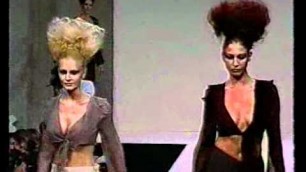 'Bald model Gin Clarke on the catwalk for Maria Grachvogel'