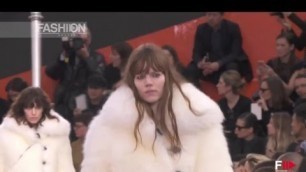 'LOUIS VUITTON Full Show Paris Fashion Week Fall 2015 by Fashion Channel'