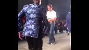 'Bill Nye Dances Down Runway On New York Fashion Show VIRAL'