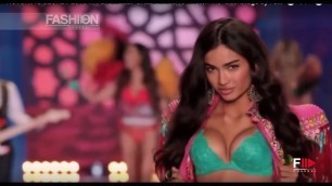 'VICTORIA\'S SECRET 2016 in Paris KELLY GALE  Exclusive \"Watch Me\" Backstage by Fashion Channel'