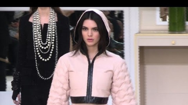 'Fashion week de Paris: le défilé Chanel'