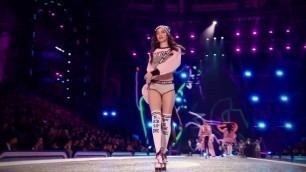 'Luma Grothe Part on Victoria\'s Secret Fashion Show 2016 PINK Nation'