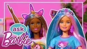 'Ask Barbie About Fashion Routines for the FASHION SHOW with the COLOR REVEAL DOLLS! 