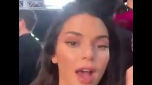 'Kendall Jenner walking at the Victoria\'s Secret Fashion Show 2018'