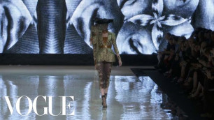 'Alexander McQueen Ready to Wear Spring 2013 Vogue Fashion Week Runway Show'