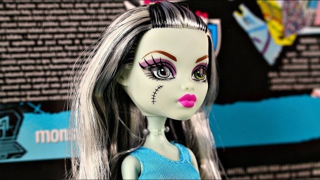 'Monster High - Designer Booo-tique Frankie Stein Doll & Fashions / Projektuj z Frankie - DNM27'