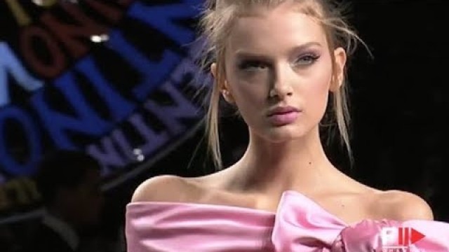 'VALENTINO Spring Summer 2008 Paris - Fashion Channel'
