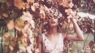 'autumn leaves  - fashion movies  enricovalvo photography'