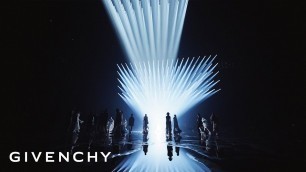 'Givenchy | Fall Winter 2021 RTW Show'