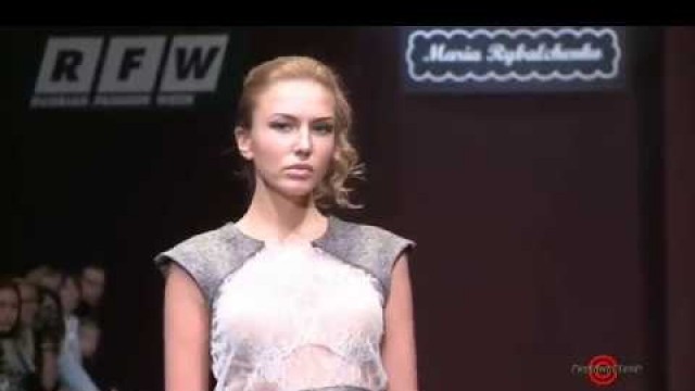 'Mariya Rybalchenko - Moscow Fashion Week Fall 2009 Runway Show Video'