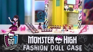 'Look Your Beast with Draculaura & the Monster High Fashion Doll Case | Monster High'