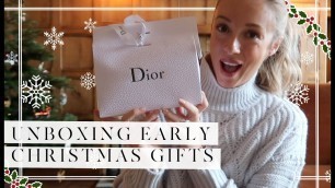 'UNBOXING EARLY CHRISTMAS GIFTS + FURNITURE DELIVERIES // Vlogmas Day 17 // Fashion Mumblr'
