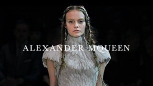 'Alexander McQueen | Women\'s Spring/Summer 2011 | Runway Show'